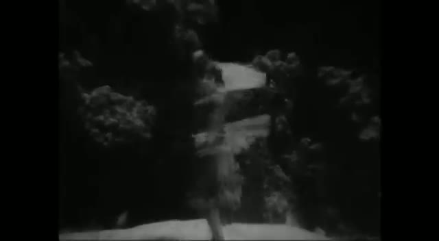 Watch Patta Pakalil Vatta - Jaishankar, Vanishree, Chandralekha - Nervazhi - Tamil Classic Song Video