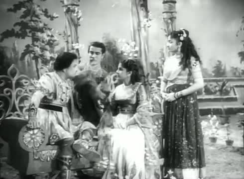 Watch Thillana Pattu Padi - MGR, T. R. Rajakumari, B. S. Saroja - Puthumai Pithan - Tamil Classic Song Video