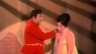 Watch Pombala Sirichapochu - MGR, Lakshmi, Ashokan, Cho - Sangae Muzhangu - Tamil Romantic Song Video