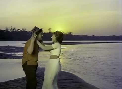 Watch Kadalooram Vaangiya - MGR, Manjula, Padmini - Rickshakaran - Tamil Romantic Song Video