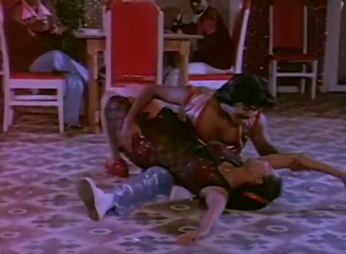 Watch Maniyaachu Panirendu - Sivakumar, Poornima - Thambathigal - Silk Smitha $exy Tamil Song Video