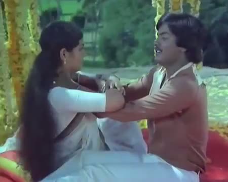 Watch Kannil Etho Minnal - Poovilangu Tamil Romantic Song - Murli, Kuili Video