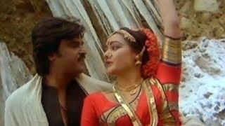 Watch Rajnikanth & Amala in Vaa Vaa Vaa Kanna - Velaikaran - Superhit Tamil Songs Video