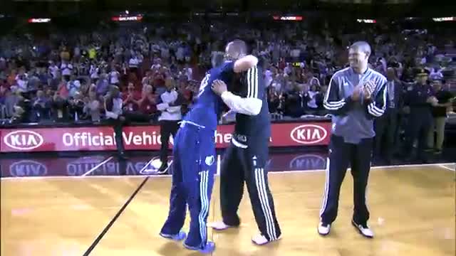 Watch NBA: Mike Miller Receives his Championship Ring from the Miami Heat! - Basket Ball - Sports Video Video