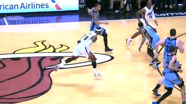 Watch NBA: Ray Allen Contorts in Mid-Air for the SWEET Reverse Layup - Basket Ball - Sports Video Video