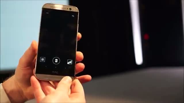 Watch HTC One (M8) Hands On Video