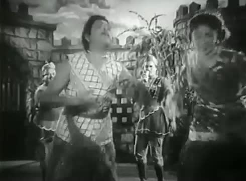 Watch Pulli Vekkiran - Sivaji Ganesan, Padmini - Uthama Puthiran - Tamil Classic Song Video