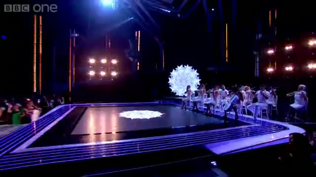 Watch The Voice UK 2014: The Live Quarter Finals - Chris Royal performs 'One Day Like This' Video