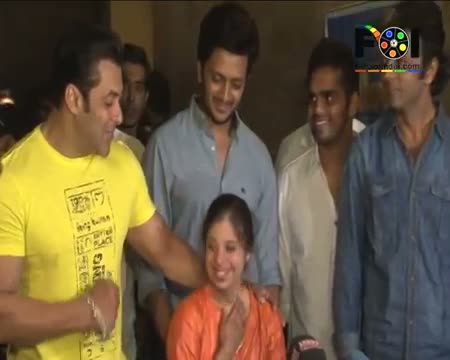 Watch Salman Khan At 'Yellow' Special Screening Video Video
