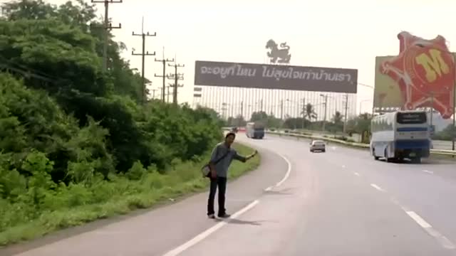 Watch Dheere Dheere Chal Zindagani 2 - Latest Romantic Bollywood Song - Bombay To Bangkok (2008) Video