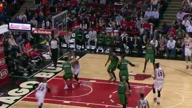 Watch NBA: Taj Gibson Drops the One-Handed Hammer on Kris Humphries (Basketball Video) Video