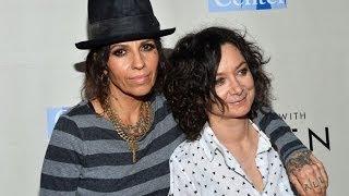 Watch 'Roseanne' Star Sara Gilbert Marries Linda Perry Video