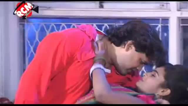 Watch Piya Chalabe Internet Sughra Ke Hamar Pet (Bhojpuri New 2014 hot Song) | Uttam Bihari Video