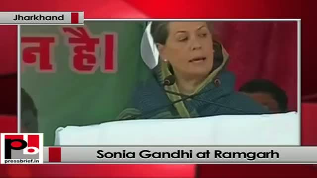 Watch Sonia Gandhi slams BJP at Congress election rally at Ramgarh in Jharkhand Video