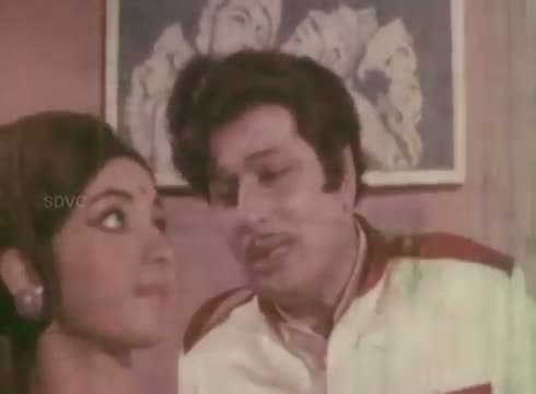 Watch Naan Araro Ingu - MGR, Latha, Varalakshmi - Neethikku Thalaivanagu - Tamil Classic Song Video