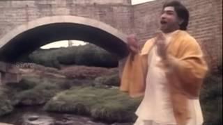 Watch Deivathin Ther - Sivaji Ganesan, Jayalalitha,Vijaykumar - Tamil Classic Song Video