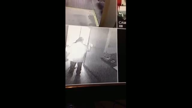 Watch Staffer Who Was Caught Kissing Vance McAllister Resigns, While Congressman Keeps His Job Video