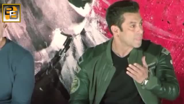 Watch Bollywood stars INSULT & ABUSE REPORTERS Video