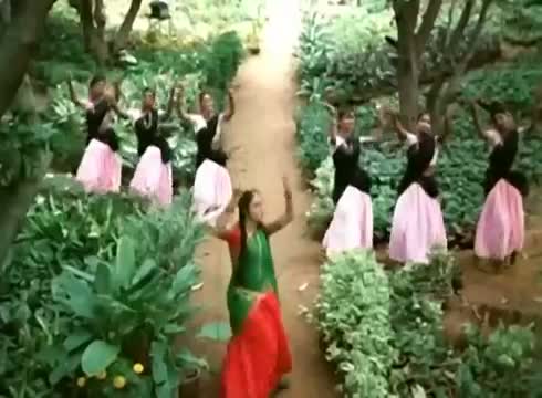Watch Kaathiruntha Malli Malli - Sathyaraj, Seetha, Shobana - Mallu Vetti Minor - Tamil Classic Song Video