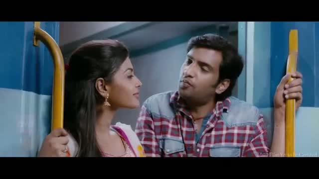 Watch Vallavanukku Pullum Aayudham Official Trailer - Santhanam Video