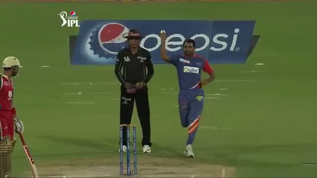 Watch DD vs RCB - Match 2 - PEPSI IPL 2014 - Partiv Patel exhibits aggressive batting (17 April 2014) Video