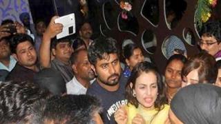 Watch Ameesha Patel GROPED in public, SLAPS MOLESTER Video