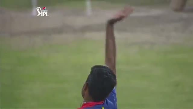 Watch CSK vs DD - Match 8 - Jaydev Unadkat bagged 3 big hitter wickets - PEPSI IPL 2014 (21 April 2014) Video