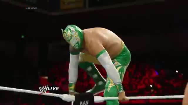 Watch Sin Cara vs. Alexander Rusev: WWE Raw, April 21, 2014 Video