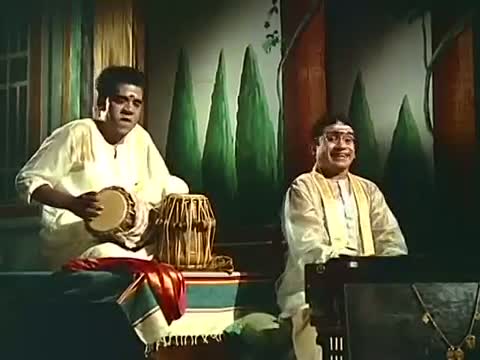 Watch Thillandongri Dabpanguttu - Sivaji Ganesan, Padmini - Thillana Mohanambal - Tamil Classic Song  Video