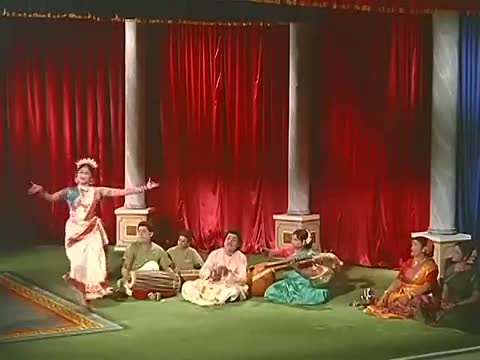 Watch Nalandana Nalandana - Sivaji Ganesan, Padmini - Thillana Mohanambal - Super Hit Classic Tamil Song Video