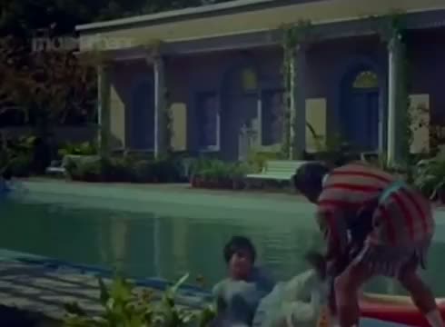 Watch Athe Mugam - Jayalalitha, Ravichandran - Tamil Classic Song Video