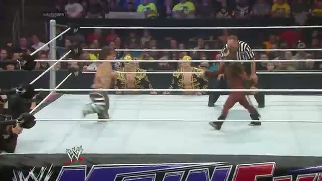 Watch El Torito vs. Hornswoggle: WWE Main Event, April 22, 2014 Video