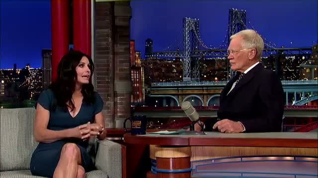 Watch David Letterman - Courteney Cox Talks "Friends" Reunion Video