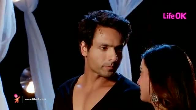 Watch Tumhari Paakhi - 25th April 2014 : Ep 119 Video
