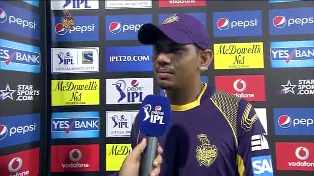 Watch KKR vs KXIP - Match 15 - Purple Cap Ceremony: Mitchell Starc to Sunil Narine - PEPSI IPL 2014 (26 April 2014) Video