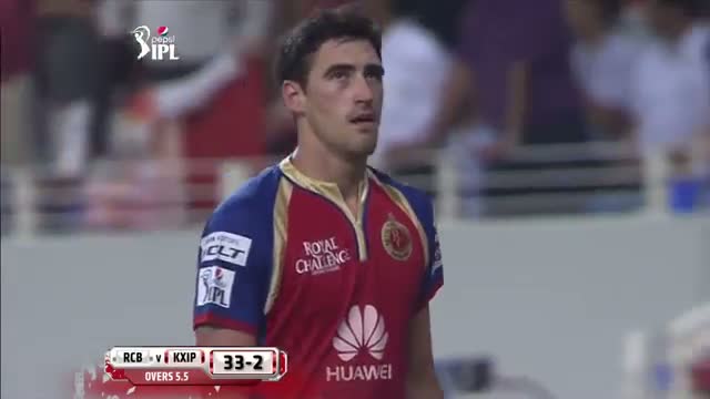 Watch KXIP vs RCB - Match 18 - Two "SPLENDID" catches from Mitchell Starc - PEPSI IPL 2014 (28 April 2014) Video