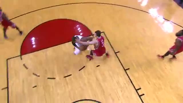 Watch NBA: Damian Lillard and LaMarcus Aldridge Blaze Past Houston in Game 4 (Basketball Video) Video