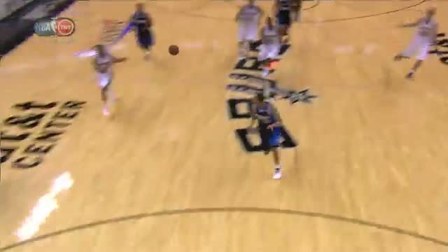 Watch NBA: Kawhi Leonard Punches Home the And-1 Dunk Over Ellis (Basketball Video) Video