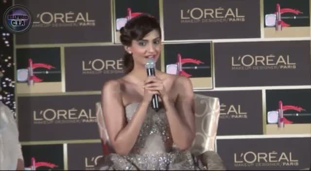 Watch Sonam Kapoor's MOST EMBRASSING moment in PUBLIC Video