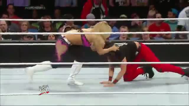 Watch Natalya vs. Tamina: WWE Superstars, May 1, 2014 Video