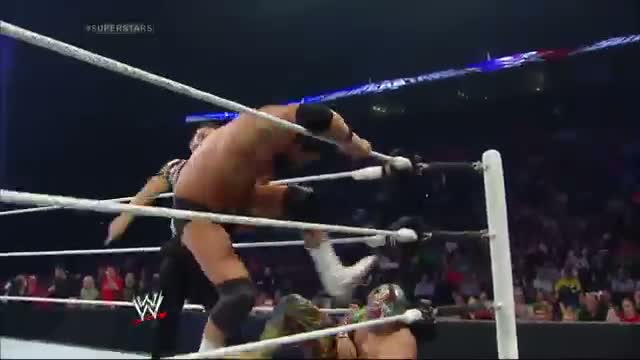 Watch Sin Cara vs. Damien Sandow: WWE Superstars, May 1, 2014 Video