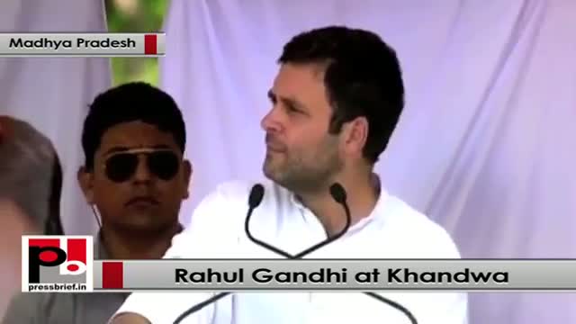 Watch Rahul Gandhi : We will open the doors of hospitals for the poor Video