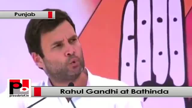 Watch Rahul Gandhi: Modi govt. gave Rs 45000 cr. just to one businessman Video