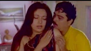Watch Hot Tamil Song - Veetla Eli Veliyila Puli - S.Ve. Sekar, Roopini In Vaadai Kaatru Video