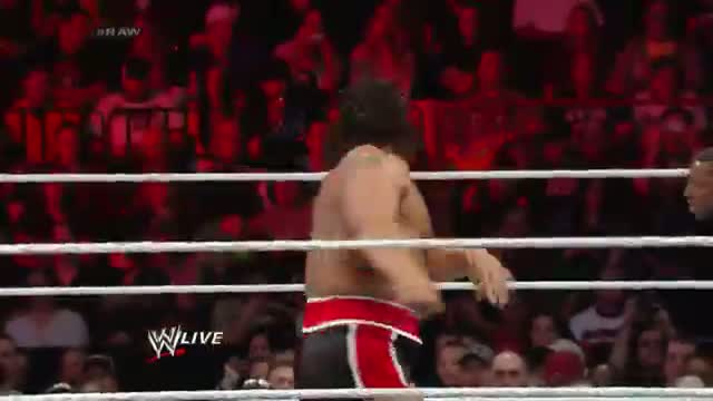 Watch Kofi Kingston vs. Rusev: WWE Raw, May 5, 2014 Video