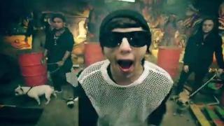 Watch Breathe Carolina - Bang It Out ft. Karmin (Official) Video