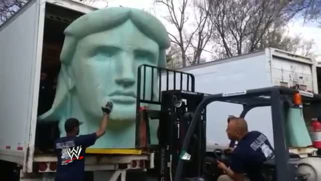 Watch Lady Liberty joins the SmackDown Fist in the WWE Warehouse! Video