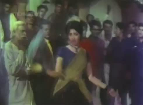 Watch Adatha Ulagal - MGR, Jayalalitha - Thedi Vantha Mapillai - Tamil Classic Song Video