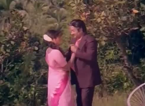 Watch Aimbathilum Aasaivarum - Sivaji Ganesan, K.R Vijaya - Rishimoolam - Tamil Romantic Song Video