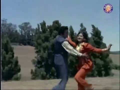 Watch Sivakumar & Jayachitra - Charming Beautiful Bulbul - Vellikizhamai Viratham Tamil Song Video
